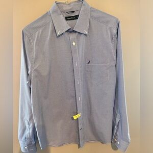 Men’s Nautica dress shirt